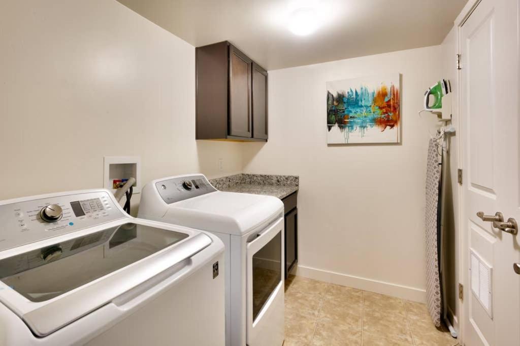 6H Spacious Redcliff Condo, Pool & Hot Tub Moab Luaran gambar